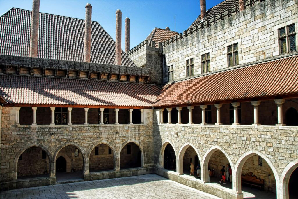 Braga e Guimarães: Visita Guiada ao Coração de Portugal