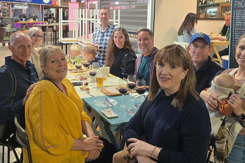 Marbella: Comida guiada y visita al mercado