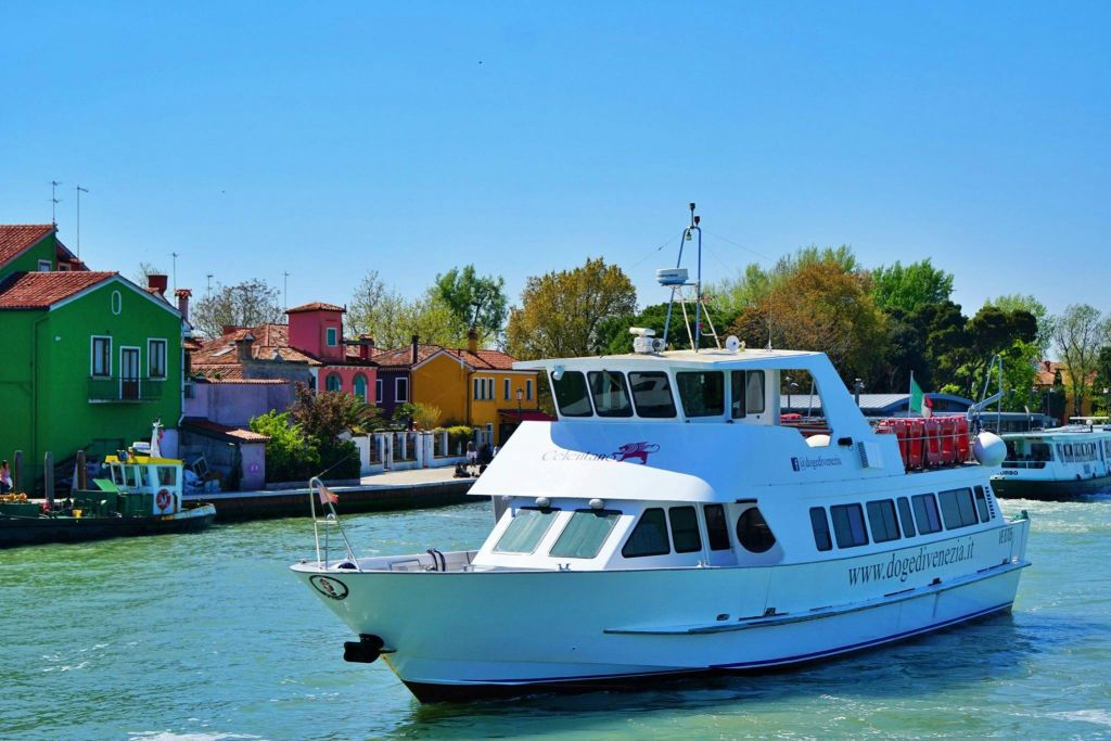 Murano, Burano et Torcello : excursion en bateau depuis la gare
