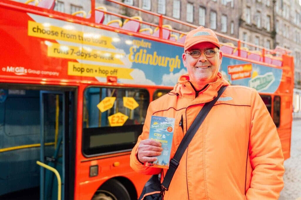 Edinburgh: Bright Bus Airport Express To/From Edinburgh Airport