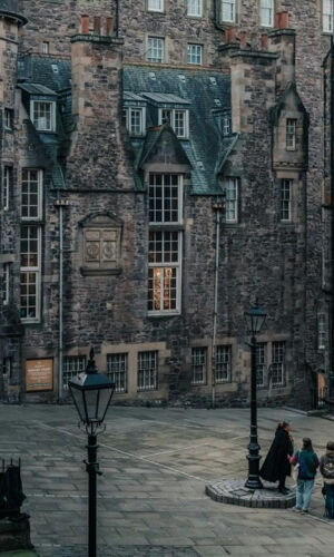 Edinburgh: Royal Mile Ghost Tour