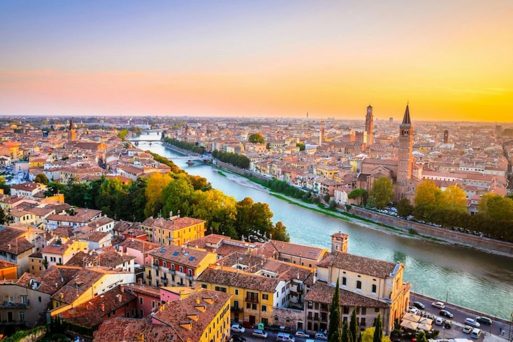 Venezia: Tour del Lago di Garda e Sirmione con crociera in barca e Spritz