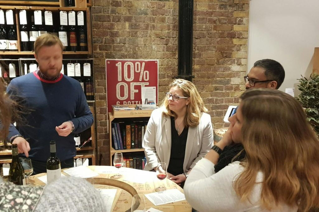 Londres : Visite guidée d'un pub historique