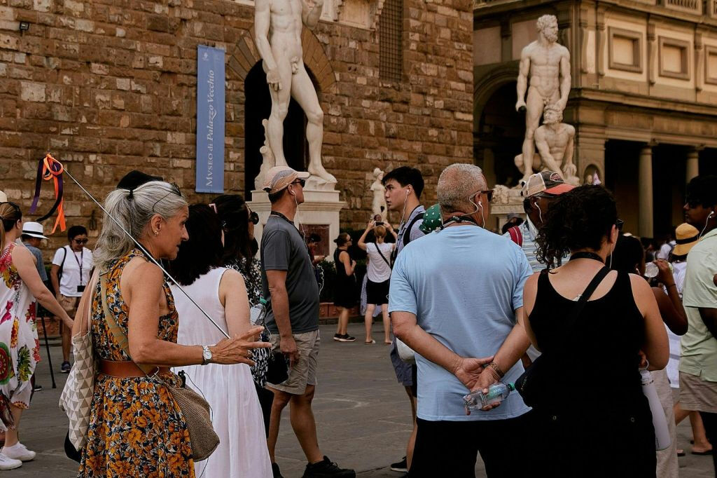 Firenze: Tour a piedi e visita del Duomo con accesso esclusivo alla terrazza