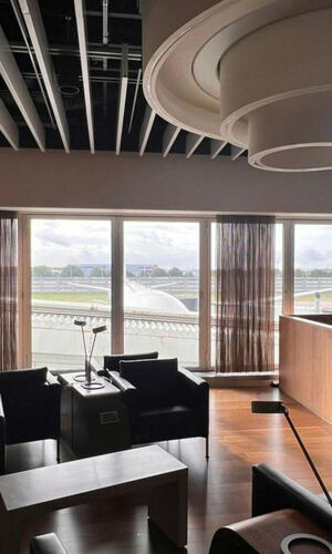 London Heathrow Airport T4: Blush Lounge by Plaza Premium Group Access