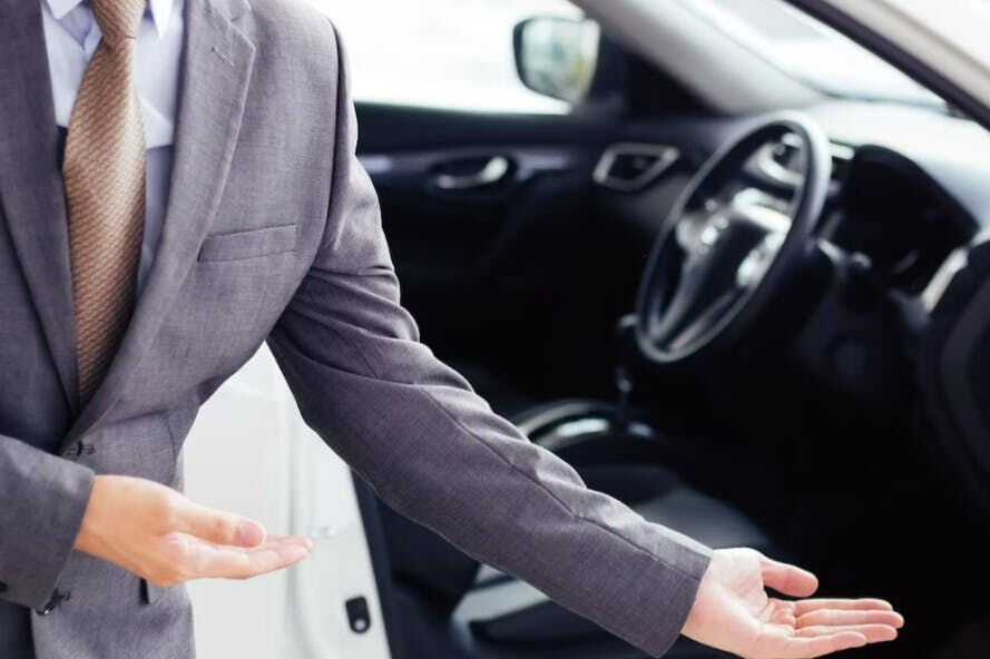 London: Private Transfer To/From Heathrow Airport and Hotel