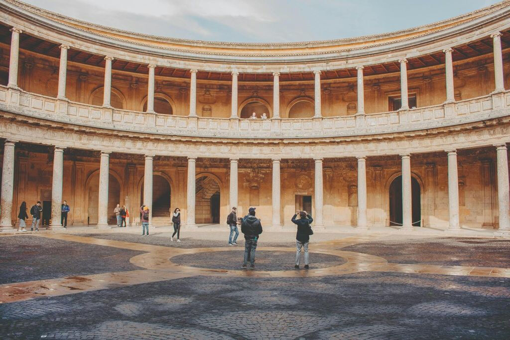 Alhambra: Entrada sin colas + Visita guiada