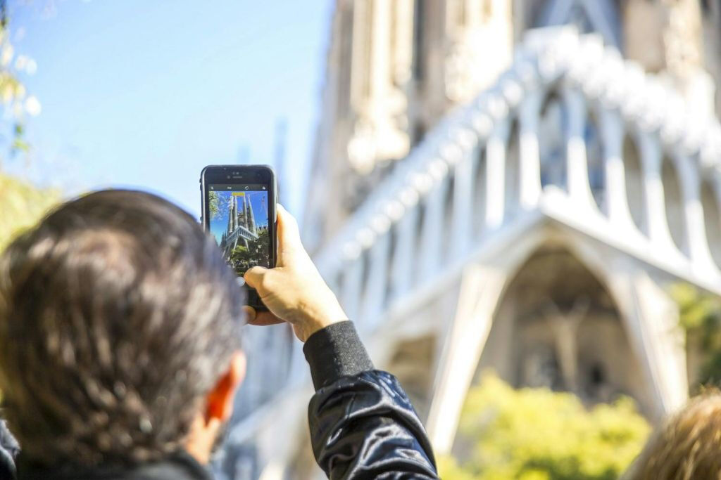 Sagrada Familia: Tour guiado + Torres Acceso