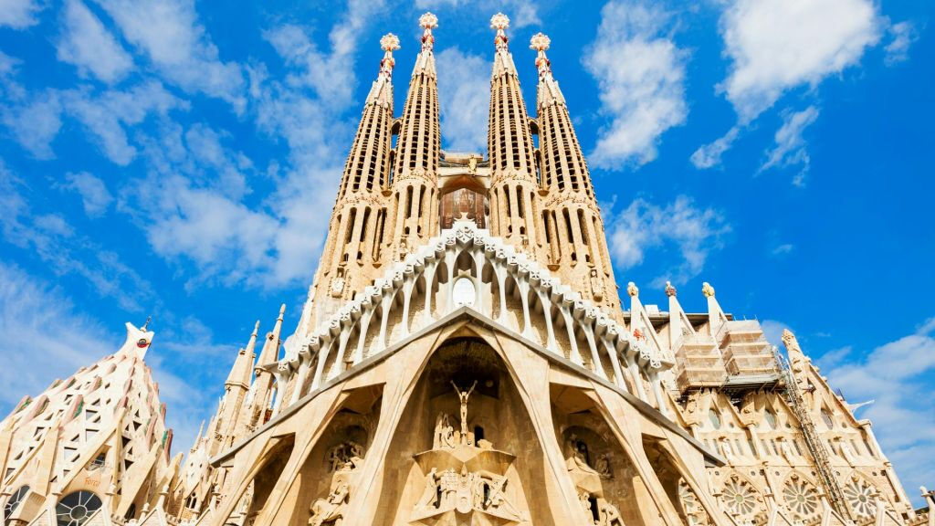 Sagrada Familia: Tour guiado + Torres Acceso