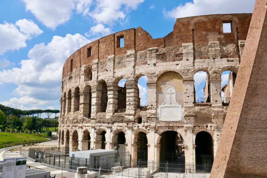 Colosseo e Foro Romano + Tour guidato express