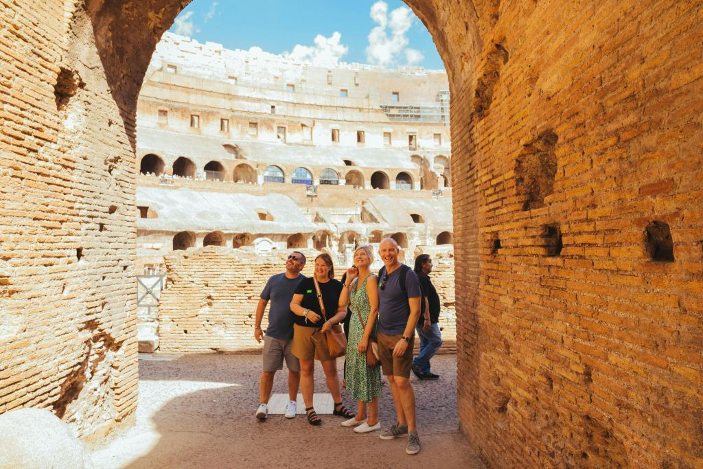 Arena del Colosseo e Foro Romano: Tour guidato semi-privato