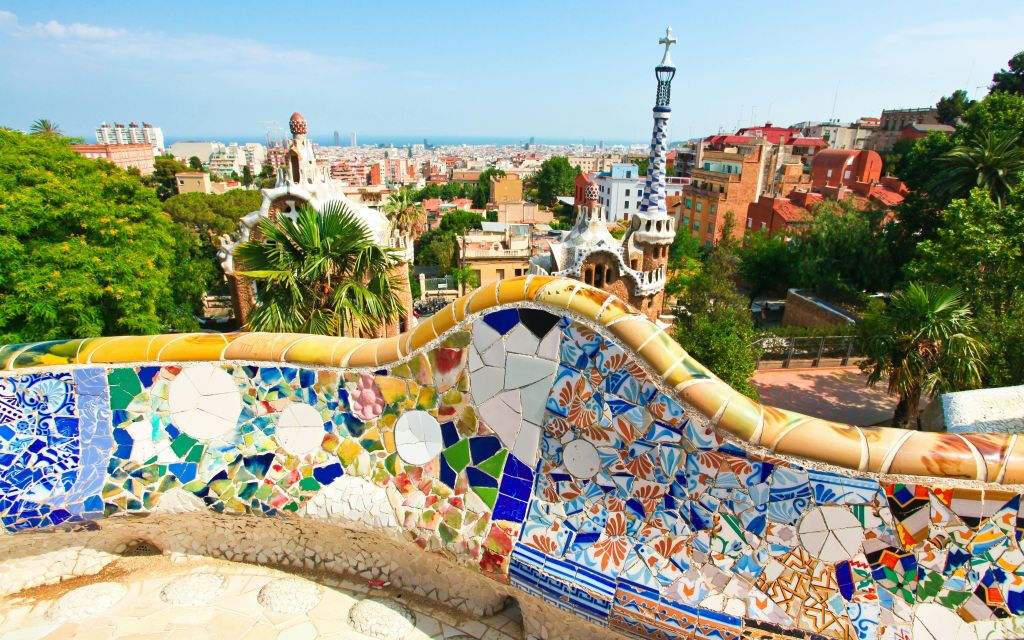 Sagrada Familia y Park Güell: Visita guiada con transporte