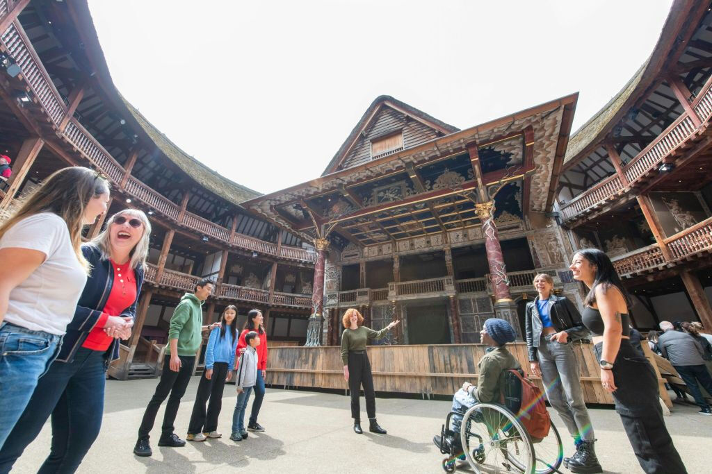Shakespeare's Globe: Story & Tour