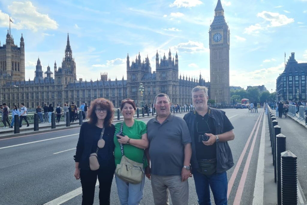 London: Sightseeing Private Black Cab Tour with Hotel Pick-Up