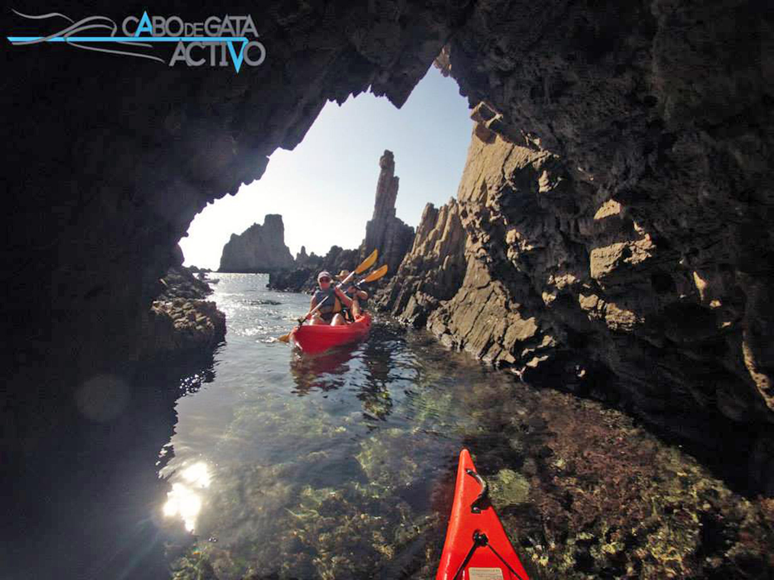 Rutas guiadas en kayak en Cabo de Gata