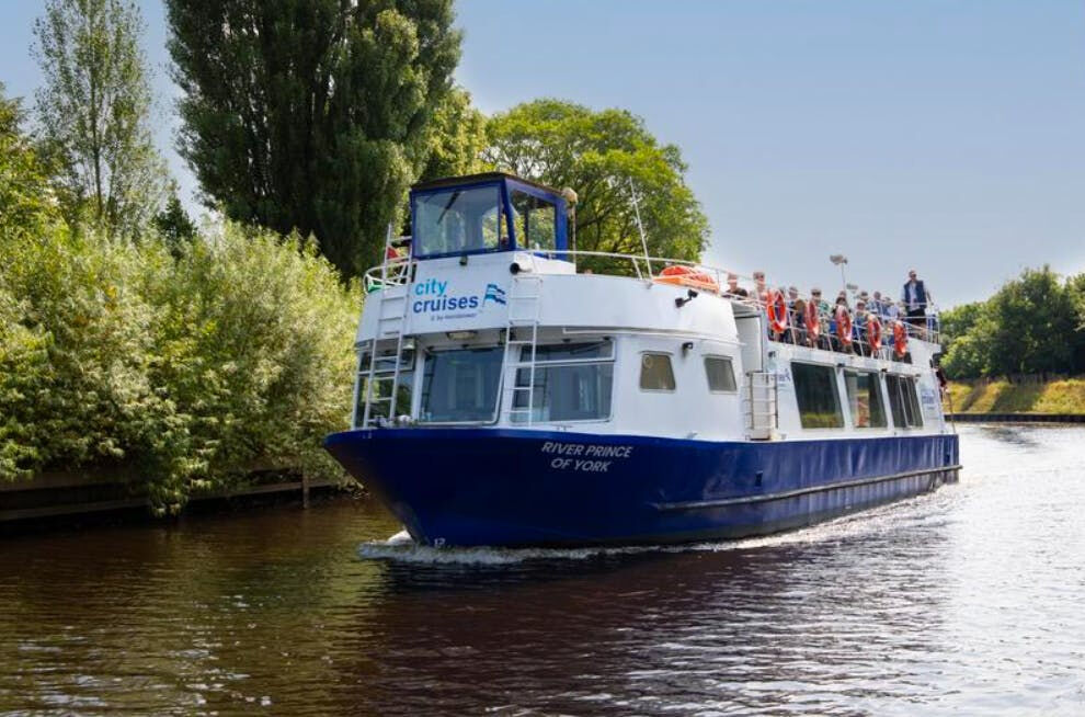 York: Fish & Chips Cruise