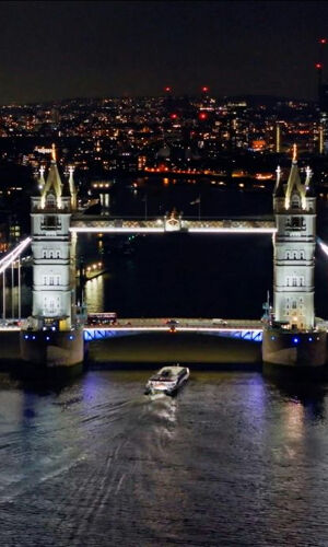 London: Thames River Night Cruise