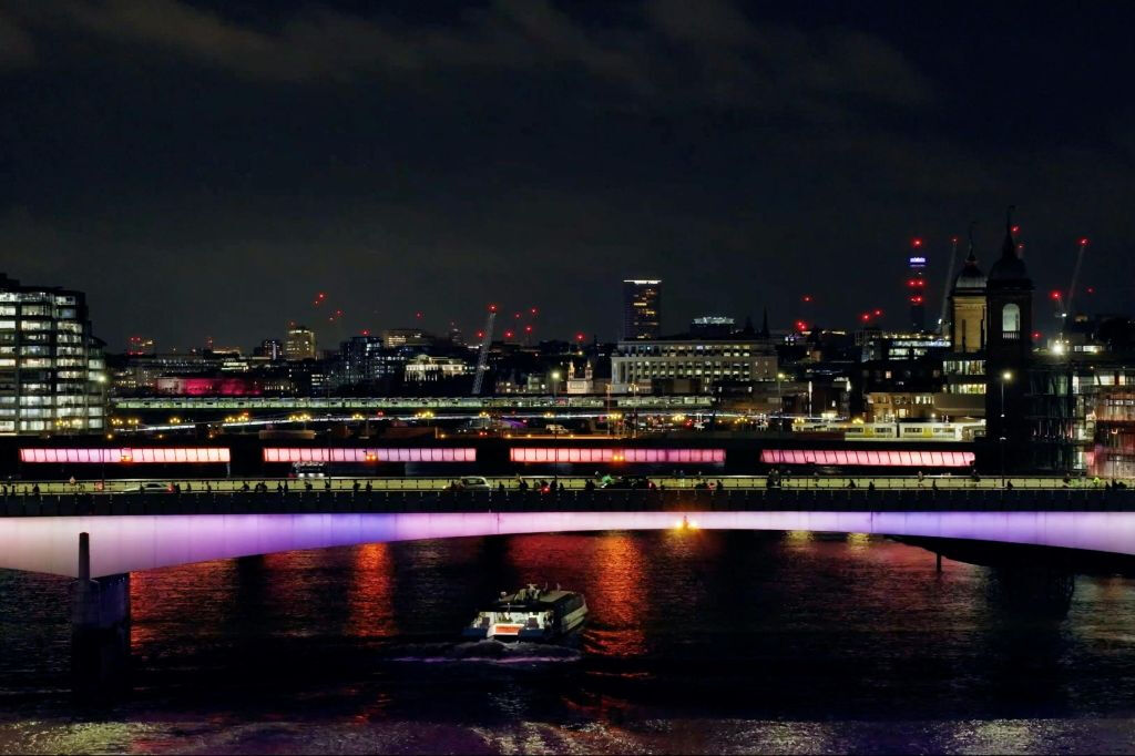 London: Thames River Night Cruise