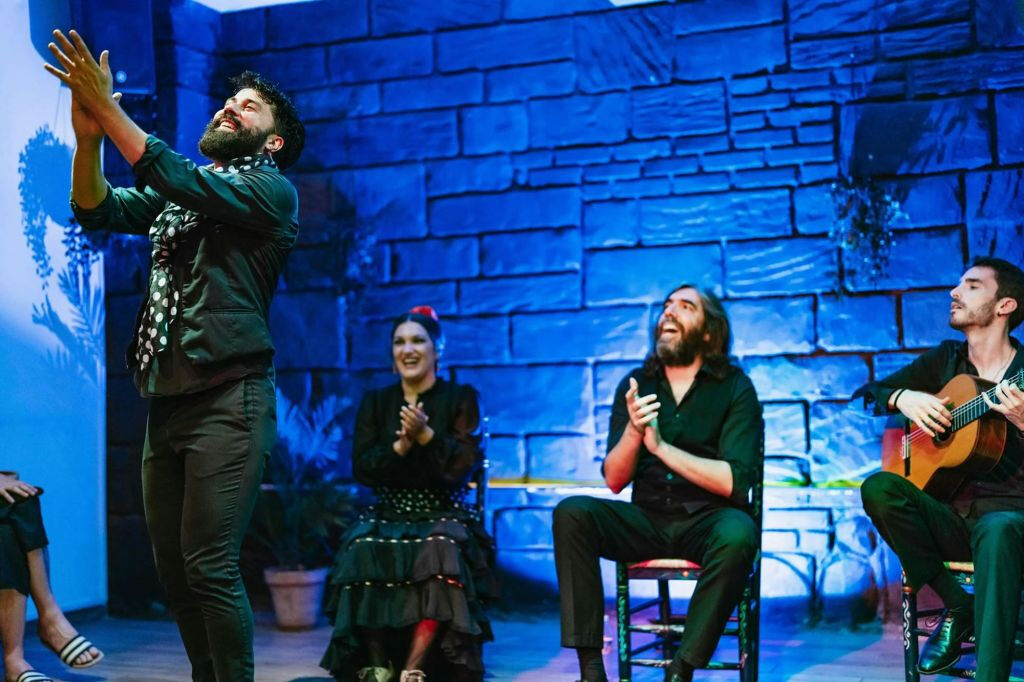 Triana Sevilla: Espectáculo Flamenco Baraka + Bebida