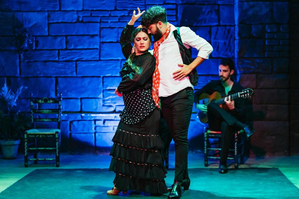 Triana Sevilla: Espectáculo Flamenco Baraka + Bebida
