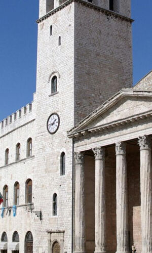 Pinacoteca, Foro Romano e Rocca Maggiore