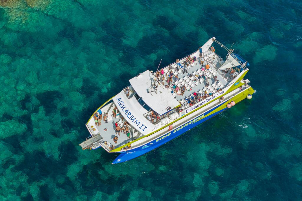 Costa Brava: Excursión en barco de 2,5 horas + Visita a la Cueva Secreta