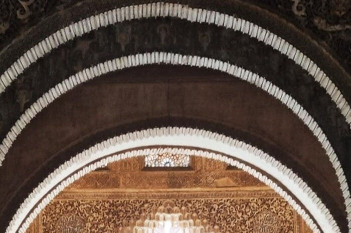 Alhambra y Generalife: Visita guiada exclusiva para tu familia o grupo