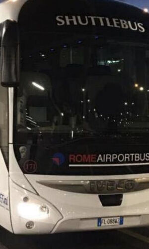 Aeroporto di Fiumicino andata e ritorno + Colosseo + Musei Vaticani + Audioguida di Roma