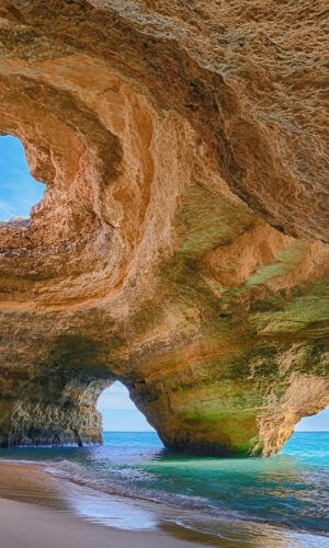 Gruta de Benagil, Praia da Marinha e Observação de Golfinhos