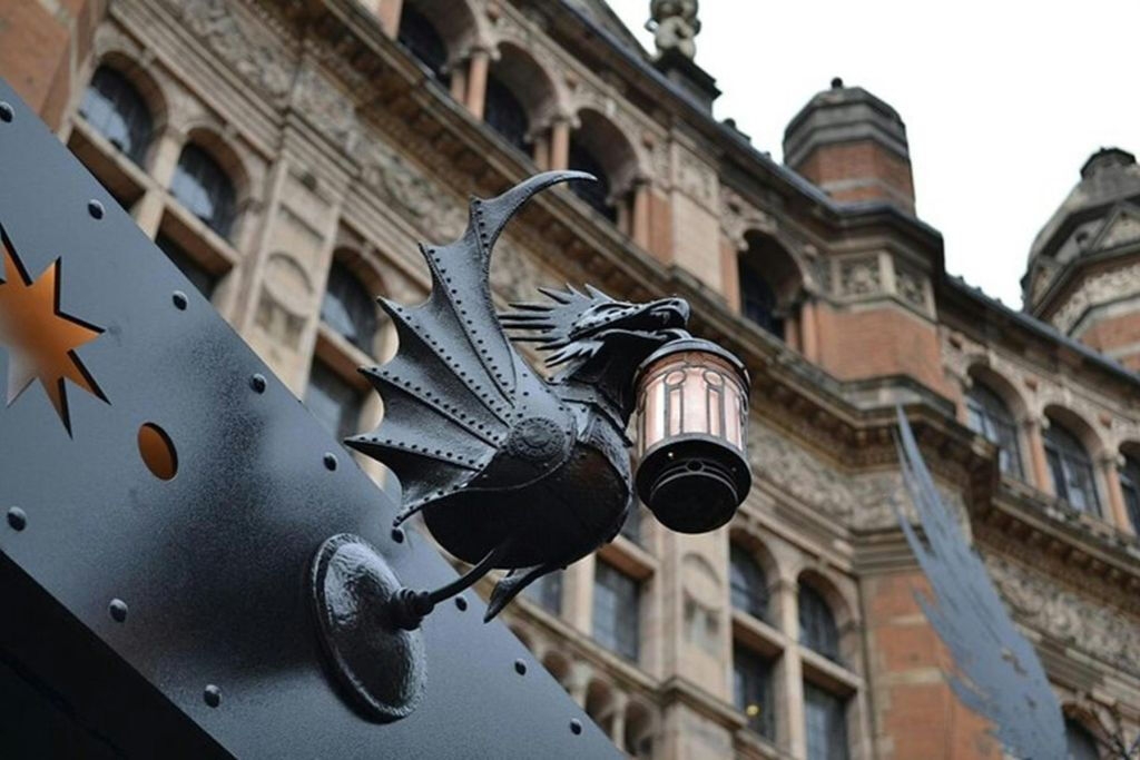 London: Guided Harry Potter Film Sites Walking Tour