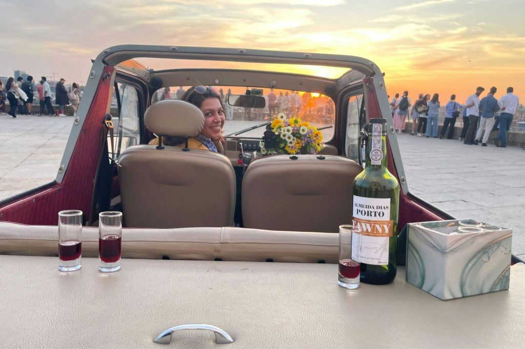 Porto & Gaia: Guided Jeep Tour