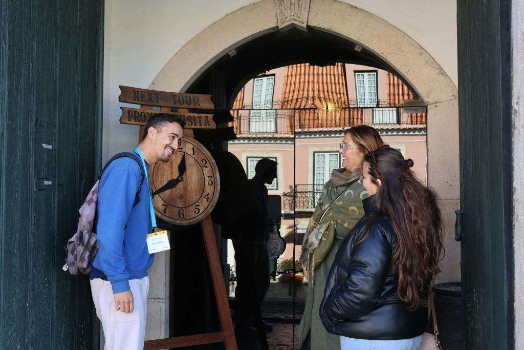Parque Natural da Arrábida: Visita Guiada + Transfer + Prova de Vinhos