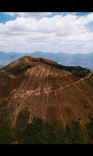 Vesuvio: Biglietto salta-coda + Viaggio di andata e ritorno da Napoli