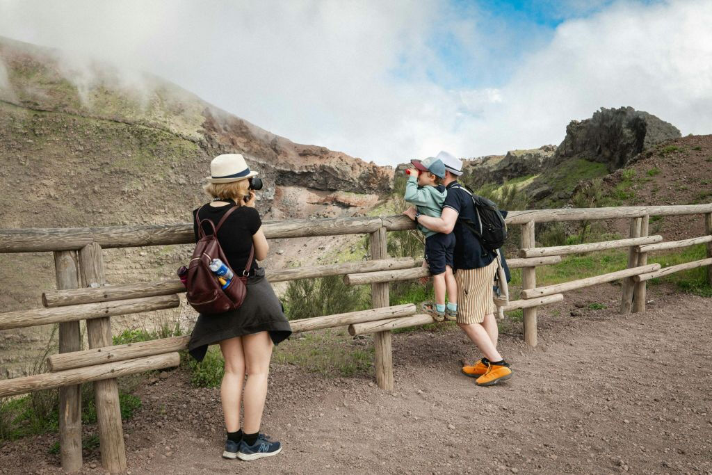 Vesuvio: Biglietto salta-coda + Viaggio di andata e ritorno da Napoli