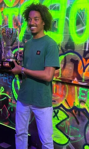 Neon Minigolfe Lisboa: bilhete de acesso rápido