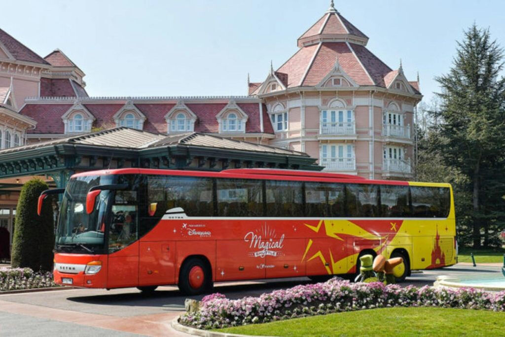 Navette entre l'aéroport d'Orly et Disneyland Paris