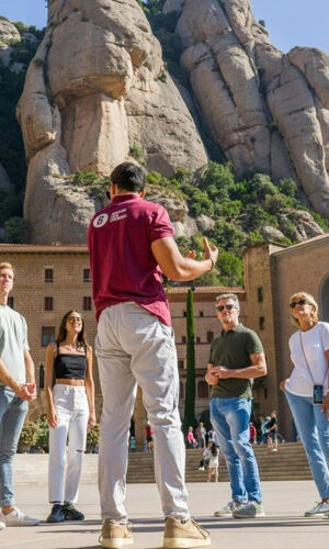 Montserrat: Visita Guiada desde Barcelona + Acceso Moreneta + Traslado