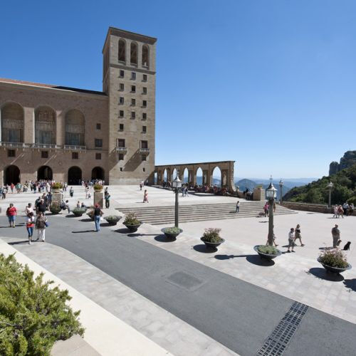 Tarjeta de Montaña de Montserrat: Tren desde Barcelona + Cremallera + Acceso Moreneta