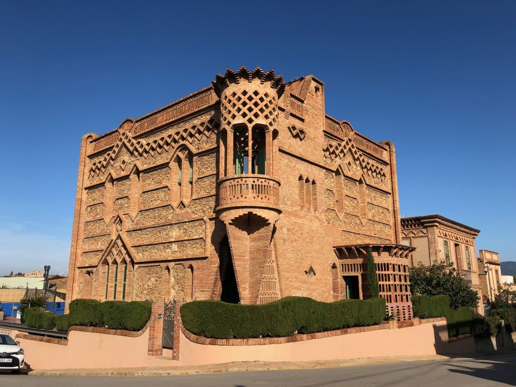 Gaudí's Crypt & Colonia Güell