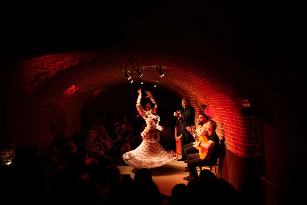 Madrid : Spectacle de flamenco à l'adresse Essential Tablao avec un verre