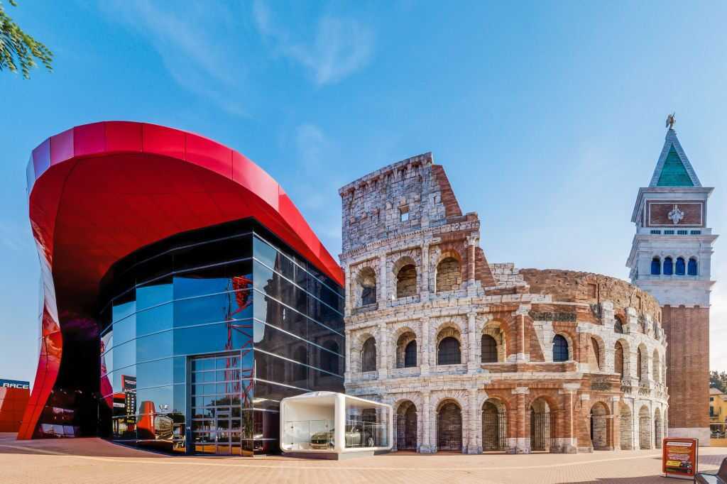 Ferrari Land: entrada direta