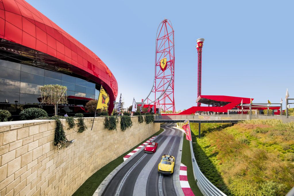Ferrari Land: entrada direta