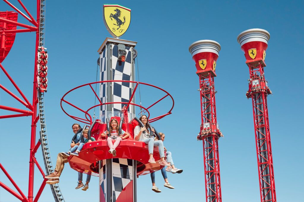 Ferrari Land: entrada direta