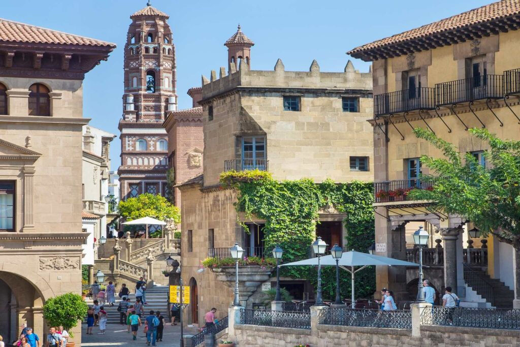 Go City Barcelona Explorer Pass: Entrada a 2-7 Atracciones