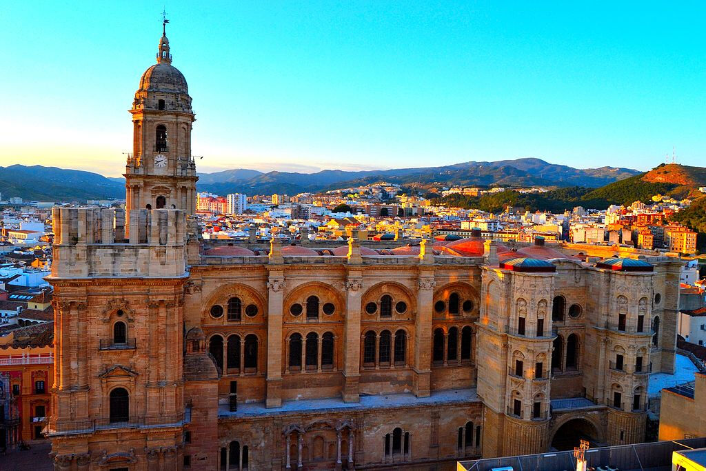 Hop-on Hop-off bus Malaga
