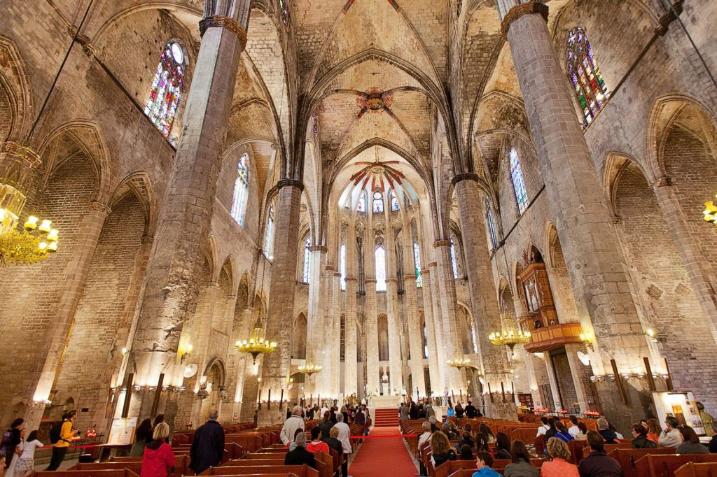 Santa Maria del Mar Guided Tour: Interior and Terraces