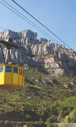 Tot Montserrat Card: Public Transport from Barcelona + Lunch
