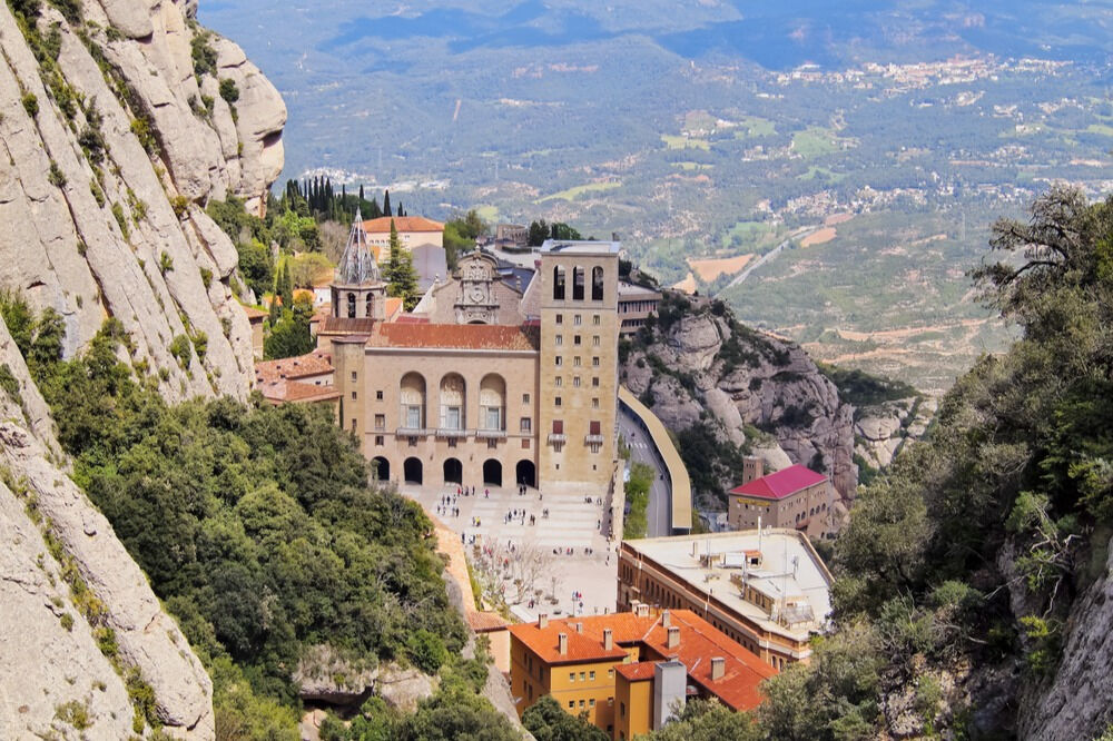 Tot Montserrat Tarjeta: Transporte Público desde Barcelona + Comida