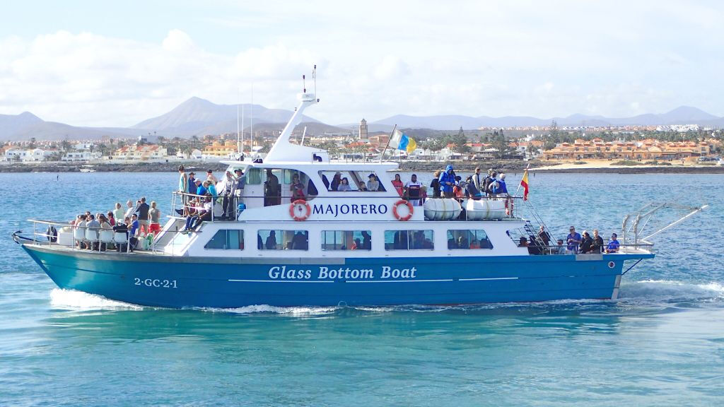 Isla de Lobos: Ferry desde Corralejo