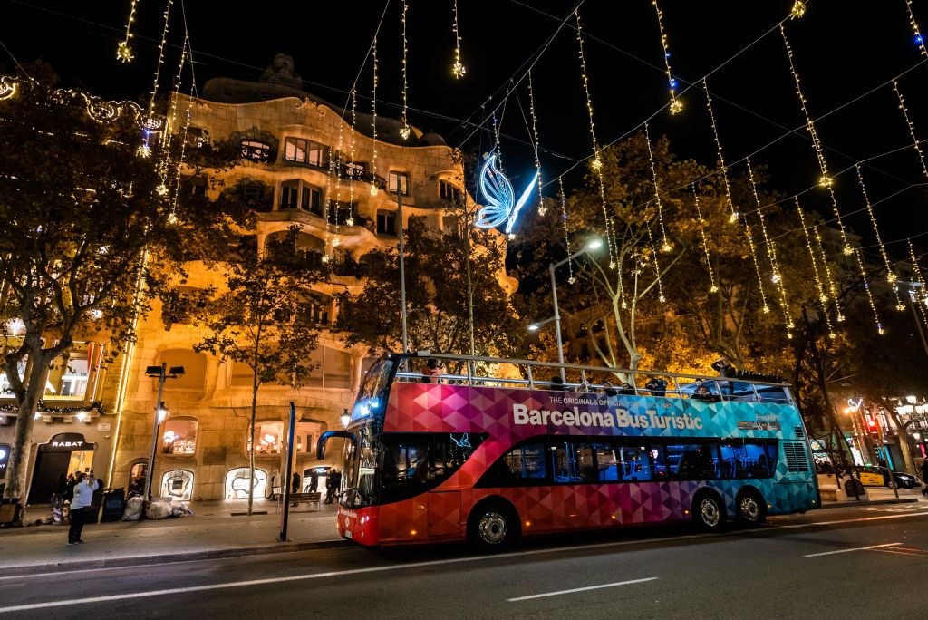 Barcelona Christmas Tour by Bus